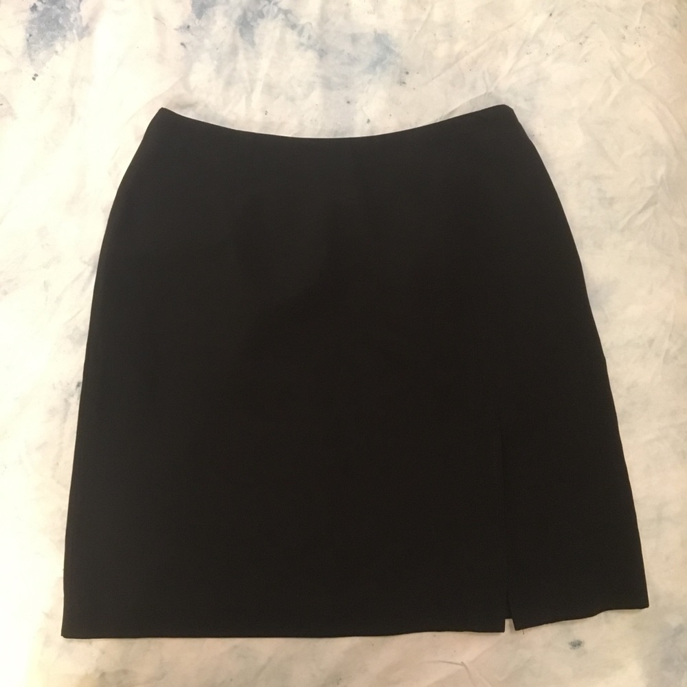 Banana republic size 8 black skirt